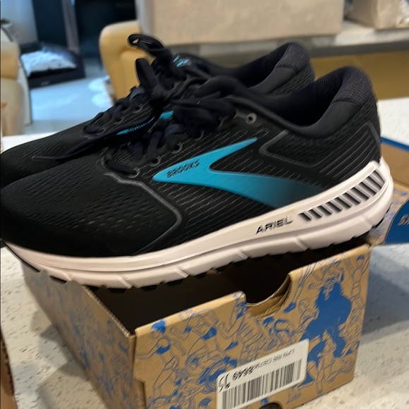 Brooks Ariel '20 Women's Running Shoes | Sz 9 2E - Picture 11 of 14